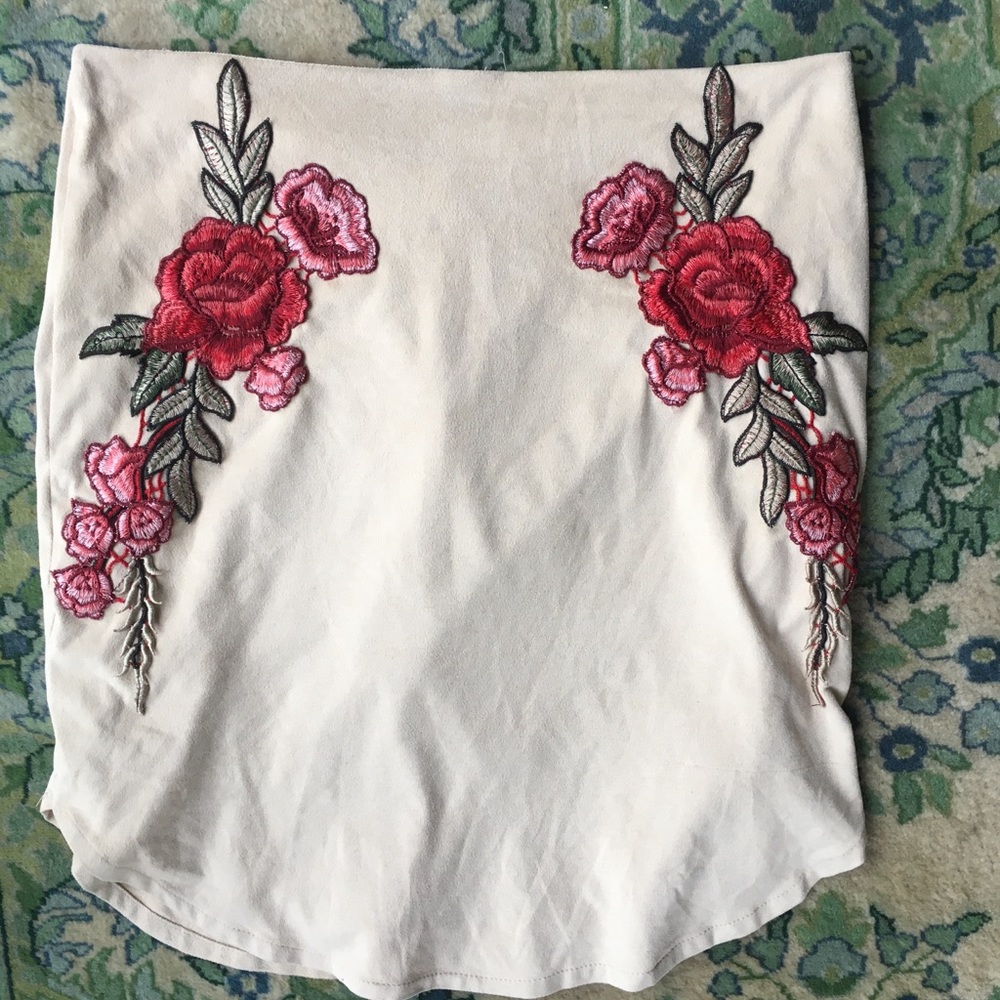 Floral Embroidered Faux Suede Mini Skirt - Picture 1 of 4